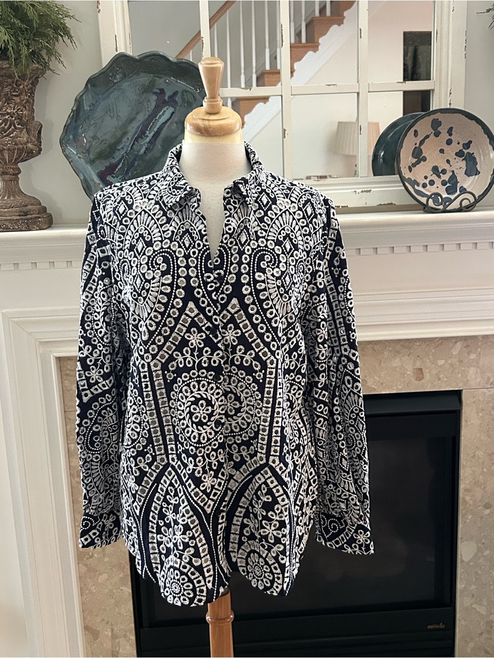 Chico's Navy and White Eyelet-Print Billowy Button Shirt - Picture 3 of 12